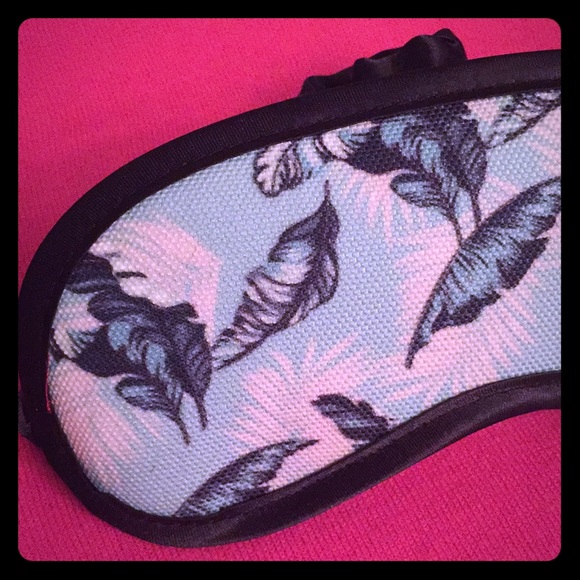 ✈️😴ONLY ONE! Escape to Paradise Sleep Mask😴✈️ - Picture 4 of 8